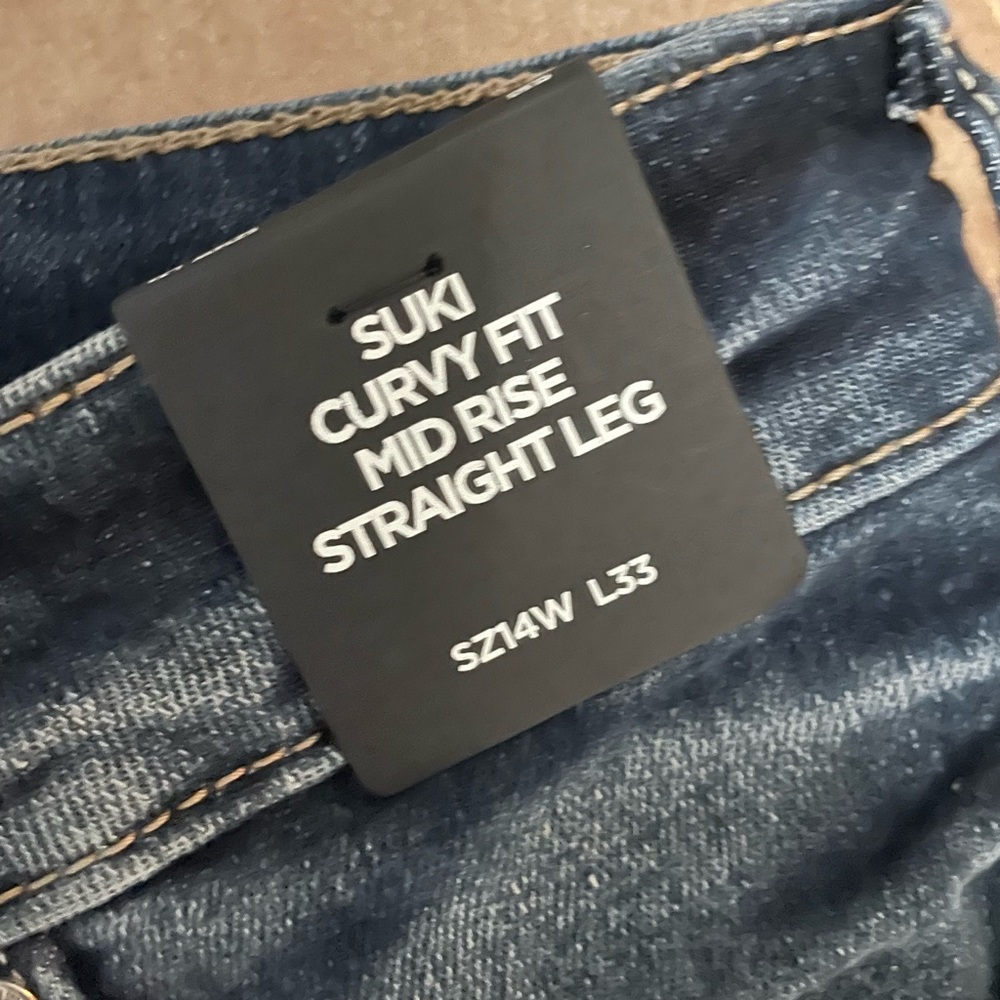 Silver Jeans Women's Straight Leg Jeans - Dark Blue Wash